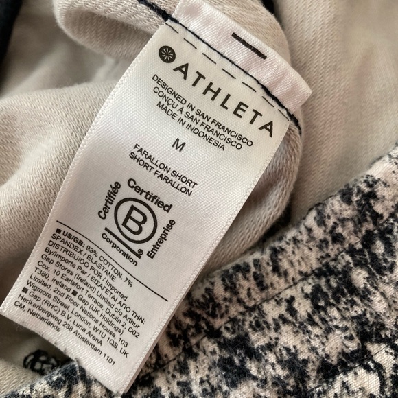 Athleta Black and white Farallon Shorts Medium M - Picture 2 of 4